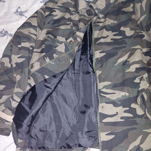 Army theme jacket. US L - Picture 4 of 4